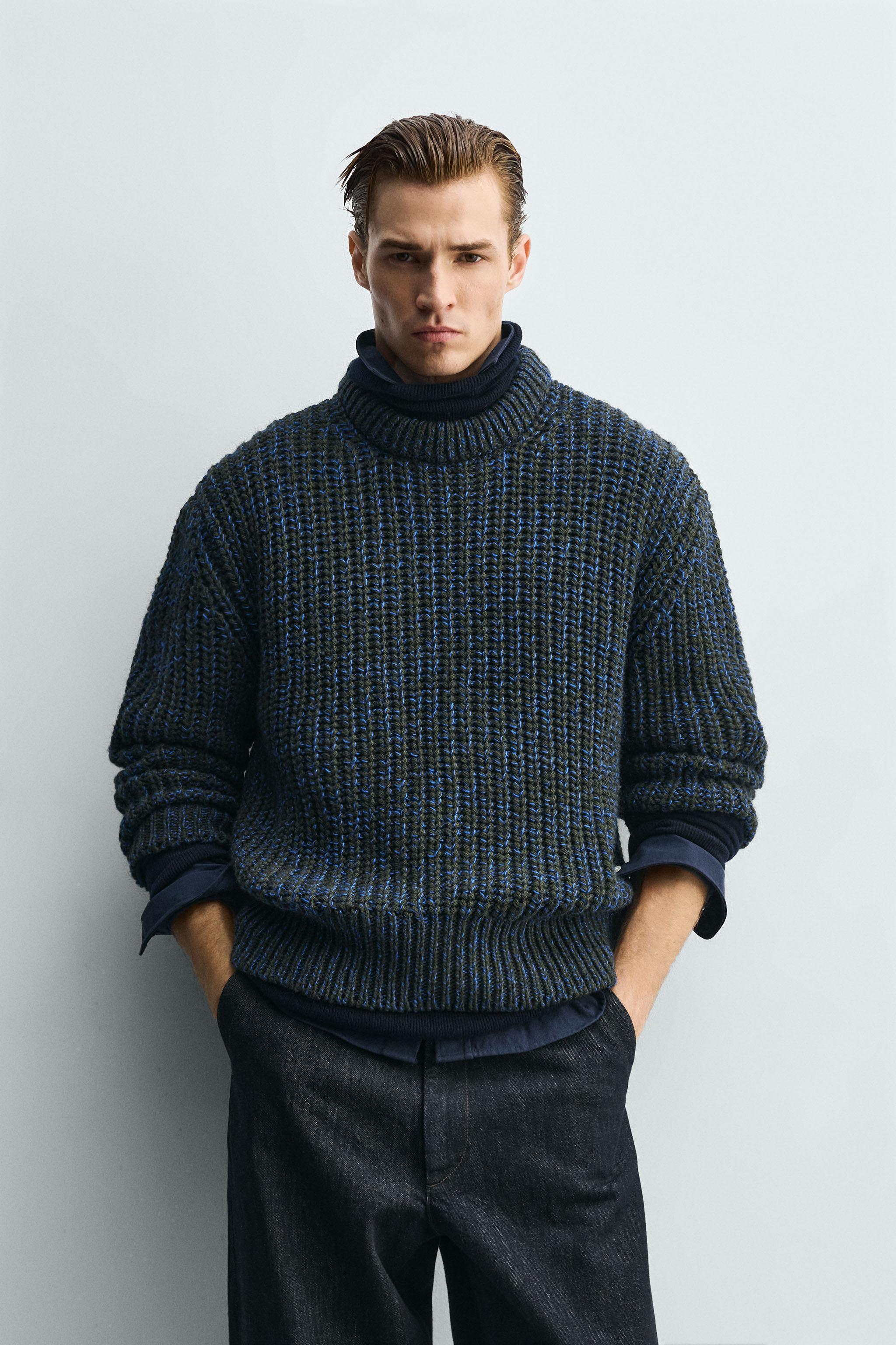 VOLUME TEXTURED JUMPER